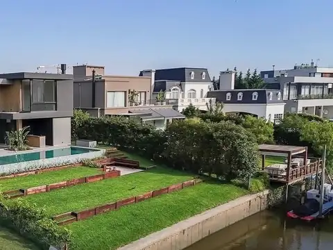 Casa en Venta y Alquiler en El Yacht 5 dormitorios, Nordelta 100