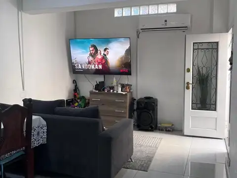 Depto Tipo Casa en Venta de 3 ambientes