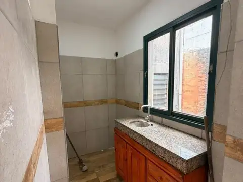 Local en Alquiler en Campana, $ 825.000
