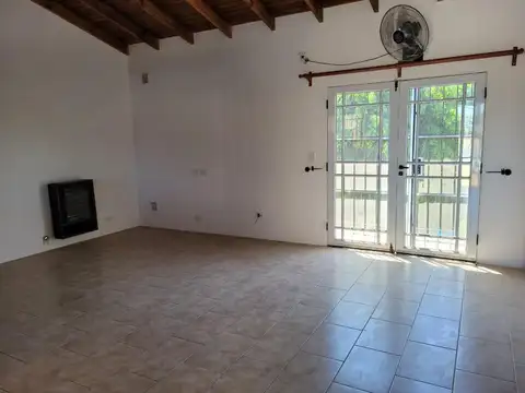 Casa en Venta en Zárate, USD 165.000