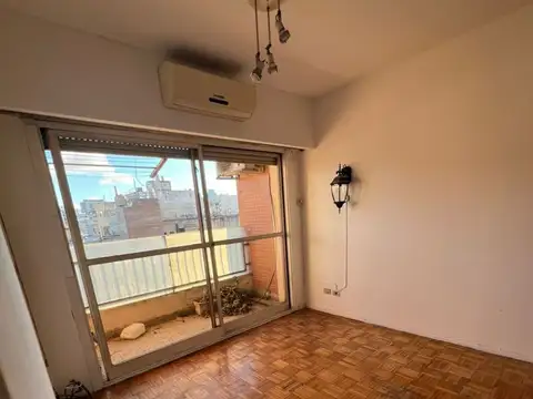 Av Independencia 400 San Telmo 4amb U$129.000 Apto Credito