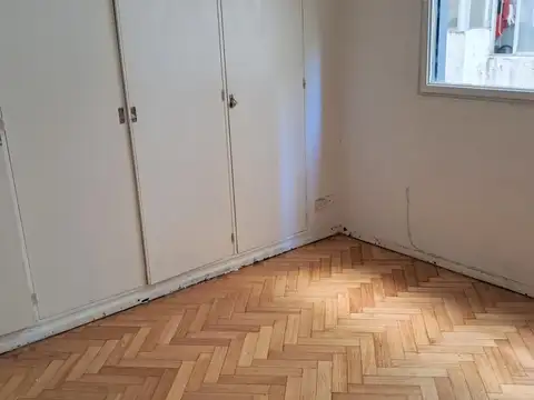 Departamento en Las Cañitas: 2 amb. muy lum. Cocina y baño completos. Exc. Ubicacion.-