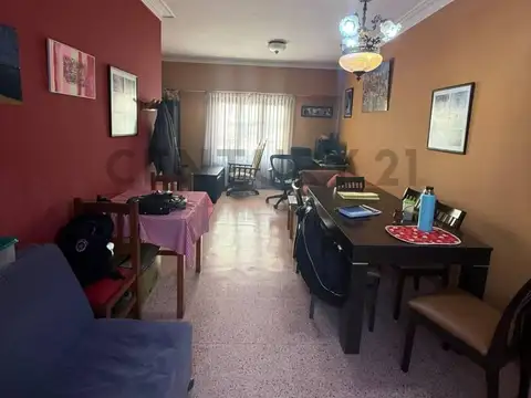 Departamento en Venta con 1 cocheras