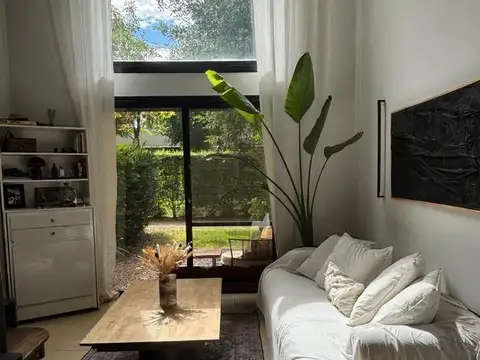 Departamento en Alquiler con 1 cochera