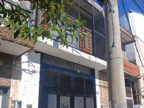 Galpon en Alquiler en Villa Bonich, $ 900.000