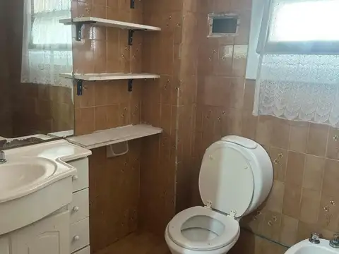 Depto Tipo Casa 3 ambientes con 1 baño