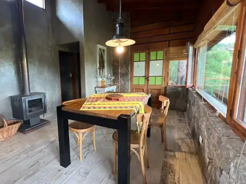 Casa 3 ambientes con 2 baños