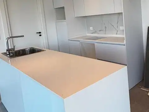 CASA EN VENTA 4 AMBIENTES EN SANTA SOFIA