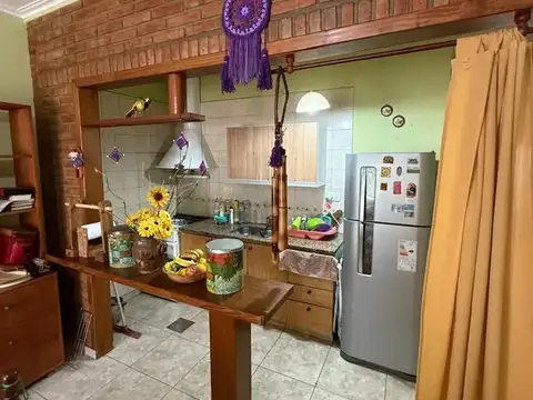 Depto Tipo Casa en Venta en Moron Sur, USD 70.000