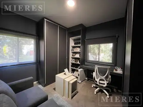 Casa 2 ambientes con 2 baños