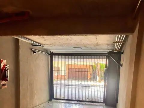 cochera cubierta bajas expensas