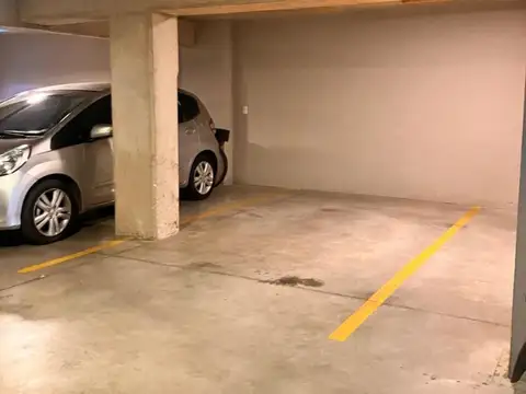 cochera cubierta bajas expensas