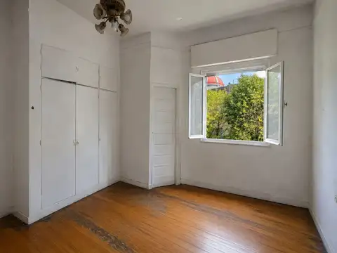 Depto Tipo Casa 3 ambientes con 2 baños