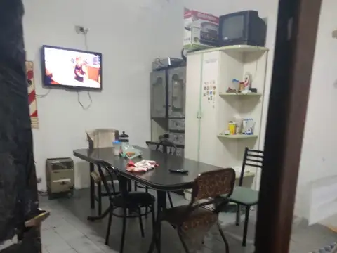 Local en Alquiler Via Pública