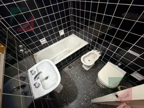 Casa en Alquiler con 1 cochera