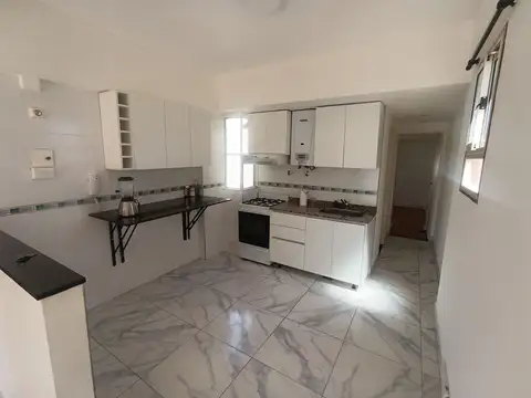 Departamento en Alquiler en Flores, $ 690.000