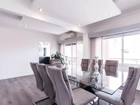 Departamento en Venta con 2 cocheras