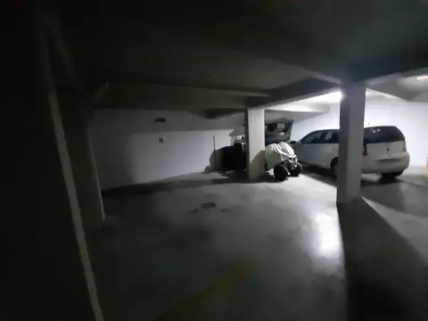 Cochera en subsuelo