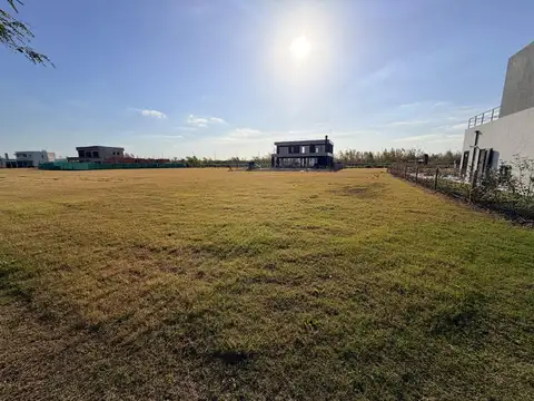 Venta lote interno Barrio Amarras Puertos Escobar