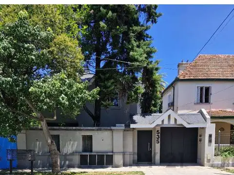 Angel Gallardo 500, Piso 0