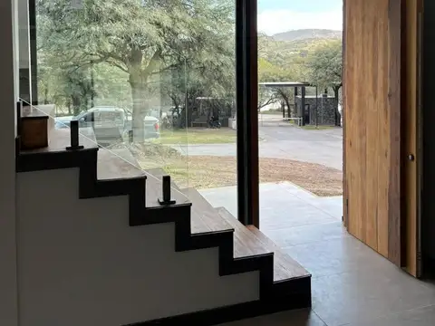 Casa en Venta en La Calera, USD 295.000