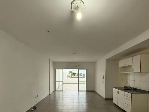 Hipolito Yrigoyen 600, Piso 2