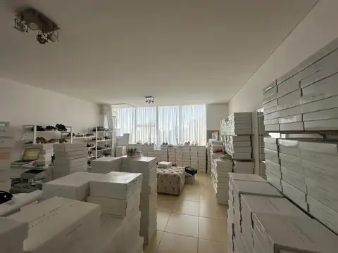 Estudios Jc4332224jcni 215 , Piso 2