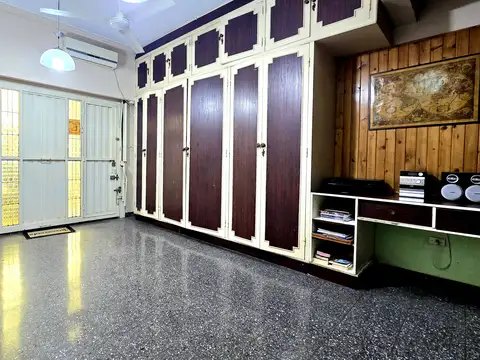 Depto Tipo Casa en Venta con 1 cocheras