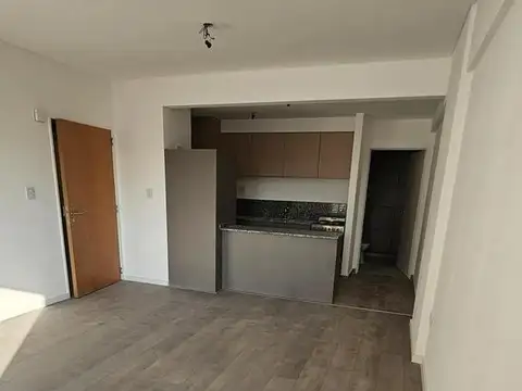 Monoambiente, Piso 4°B, 35,90 m2 total, c/balcón al cfte, Vi