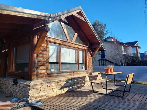 Casa más cabaña turismo