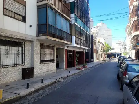 Pasaje San Ireneo 300 , Piso 2