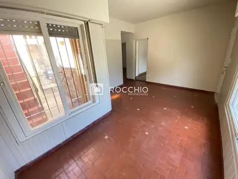 Depto Tipo Casa en Alquiler de 3 ambientes