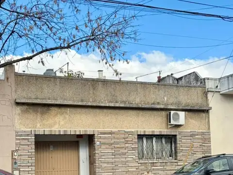 Marcos Sastre 5000 - Casa sobre Lote Propio con terraza