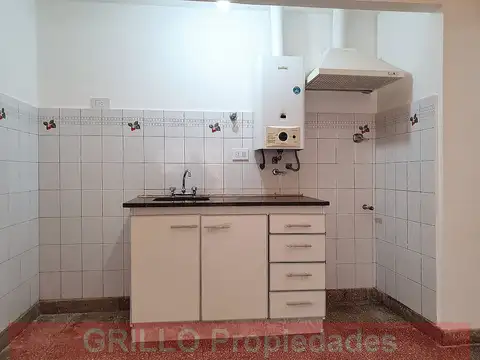 Departamento en Alquiler en Parque Avellaneda, $ 750.000