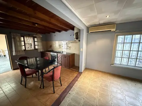 Casa en Venta en Billinghurst, USD 85.000