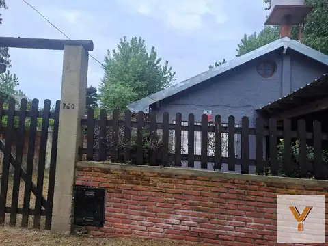 Casa 5 ambientes con 3 baños