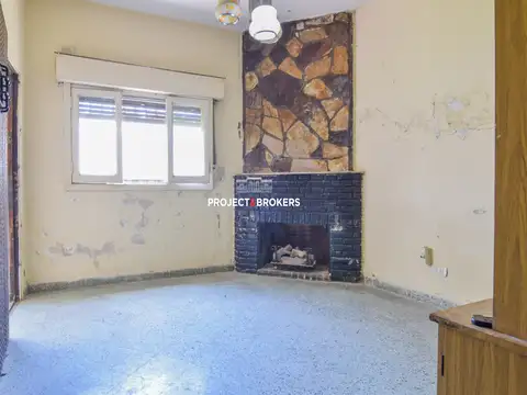 Casa 3 ambientes con 1 baño