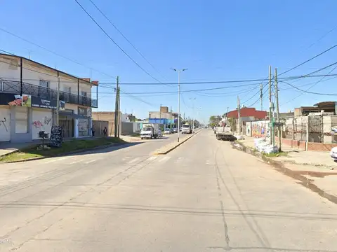 Casa en venta - 3 Dormitorios 2 Baños - Esteban Echeverría