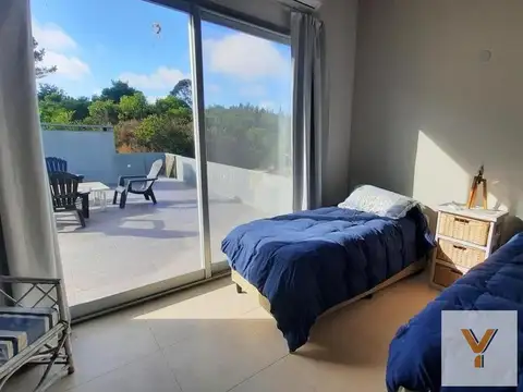 Casa en venta - 5 Dormitorios 3 Baños - Pinamar