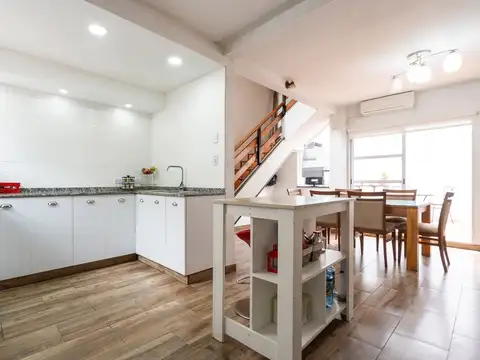 Casa en Venta con 1 cochera