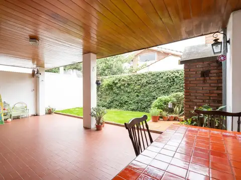 Casa lote prop venta 4 amb escrit playroom jardin