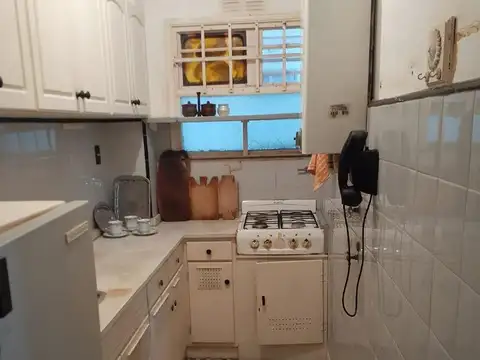 Falucho 1700 , Piso 2