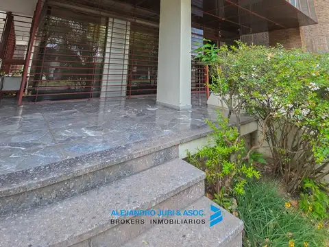 Oficina Monoambiente con 6 baños