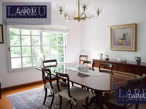 Casa en Venta con 1 cochera