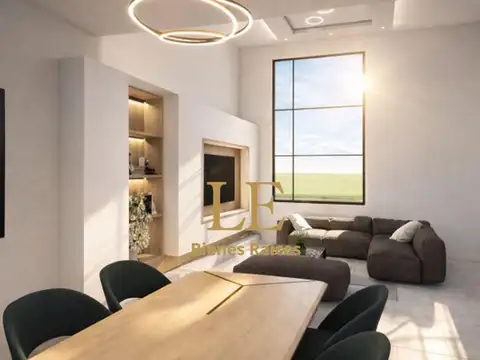 Casa en Venta con 2 cocheras