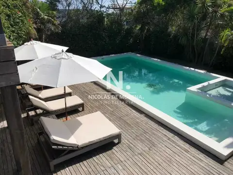 Casa en Alquiler Temporal de 7 dormitorios