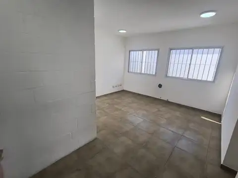 Depto Tipo Casa 2 ambientes con 1 baño