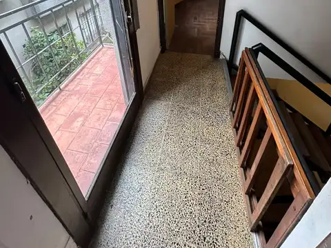 Depto Tipo Casa en Venta con 1 cocheras