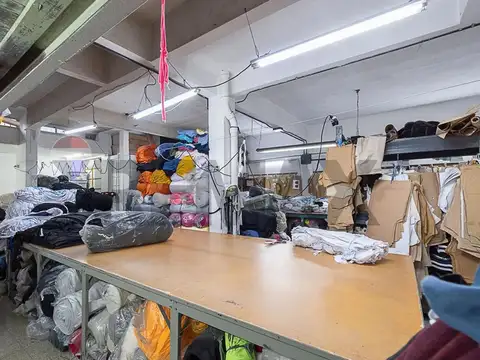 Local en Venta 88 años