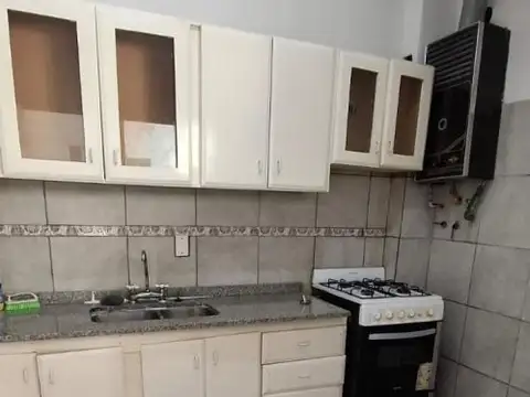 Depto Tipo Casa en Alquiler de 4 dormitorios